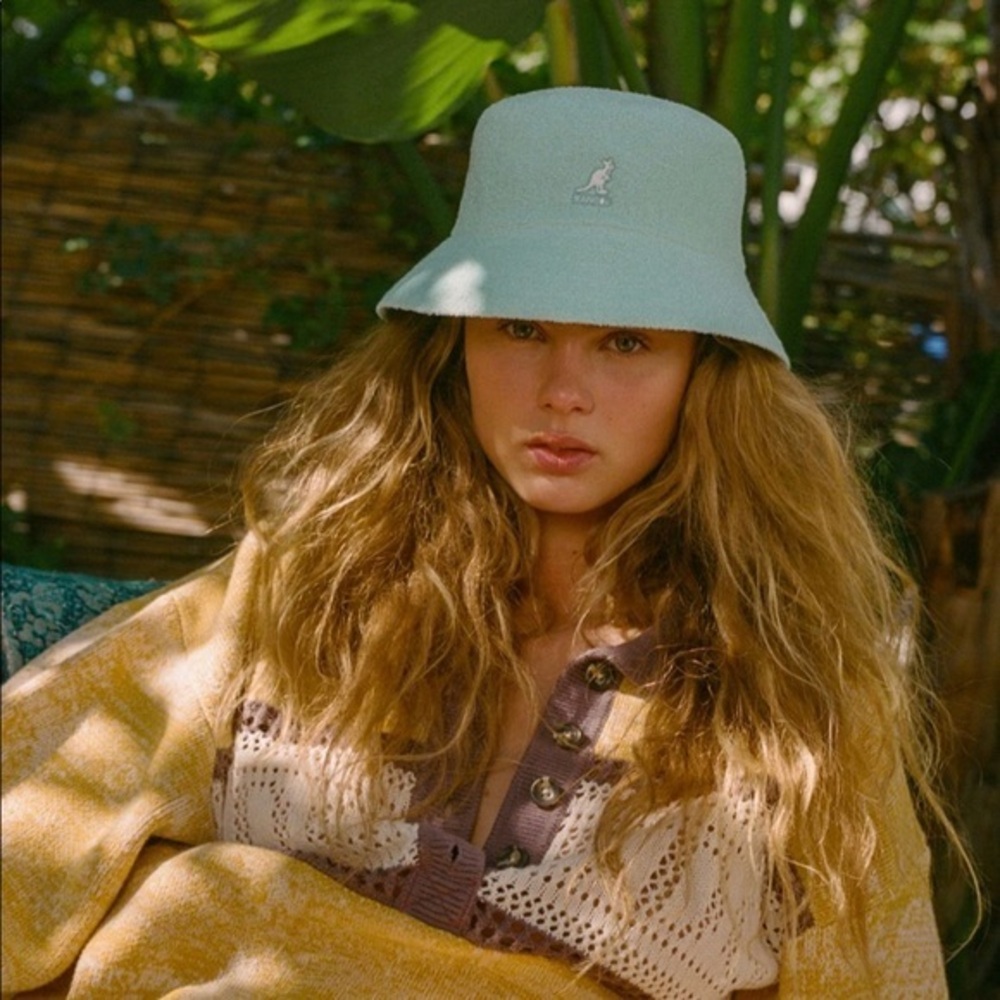 New🌟Urban Outfitters-Kangol  Bermuda Bucket Hat